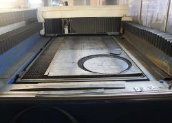 Лазерный раскроечный комплекс TRUMPF-3030 пр-во Германия